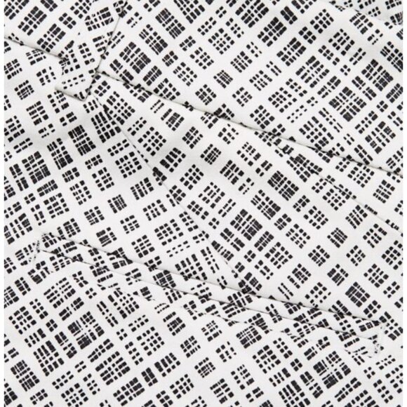 Piazza Sempione Black & White Micro Check Print Bermuda Shorts Size Medium / 6 - Picture 7 of 16